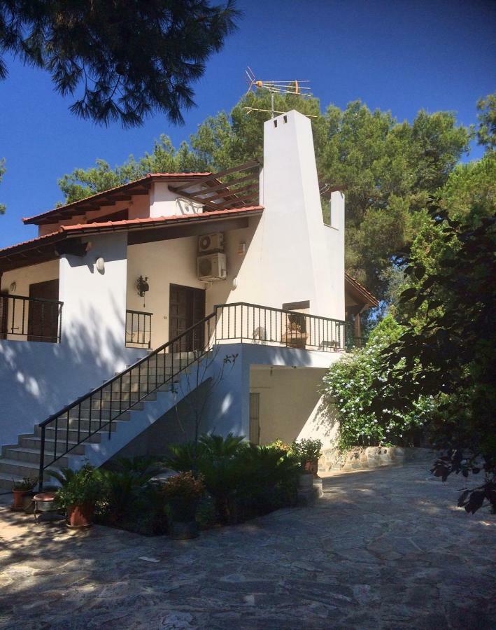 Seaside Villa In Alikes, Chalkida Drosia  Exterior photo